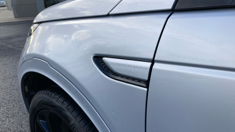 Land Rover Discovery Sport 2.0 D200 R-Dynamic SE 5dr Auto Diesel Station Wagon